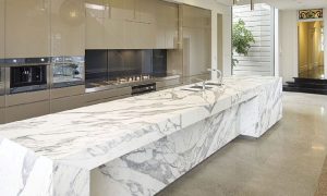 What factors affect the price of granite?