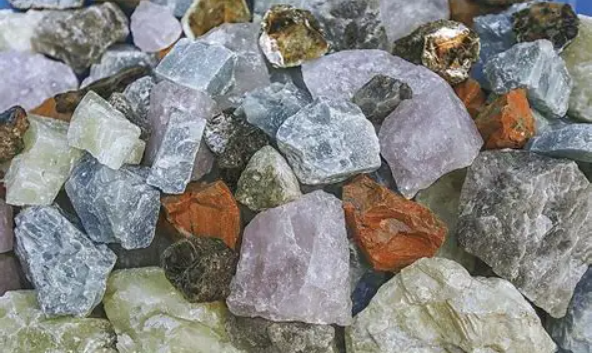 انواع سنگ معدنی چیست